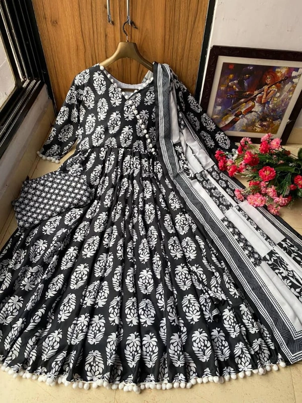 *LC 760*♥️ PRESENTING NEW DESIGNER  PRINTED ANARKALI GOWN ♥️(am) - Black