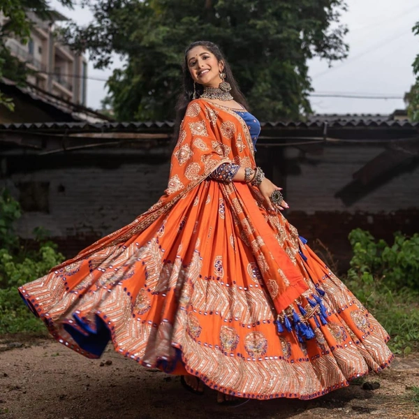 LC 797*❤️PRESENTING NEW DESIGNER PRINTED LAHENGA CHOLI❤️(am)