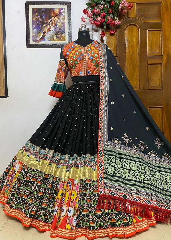 *LC 854*❤️PRESENTING NEW DESIGNER PRINTED LAHENGA CHOLI❤️(am)