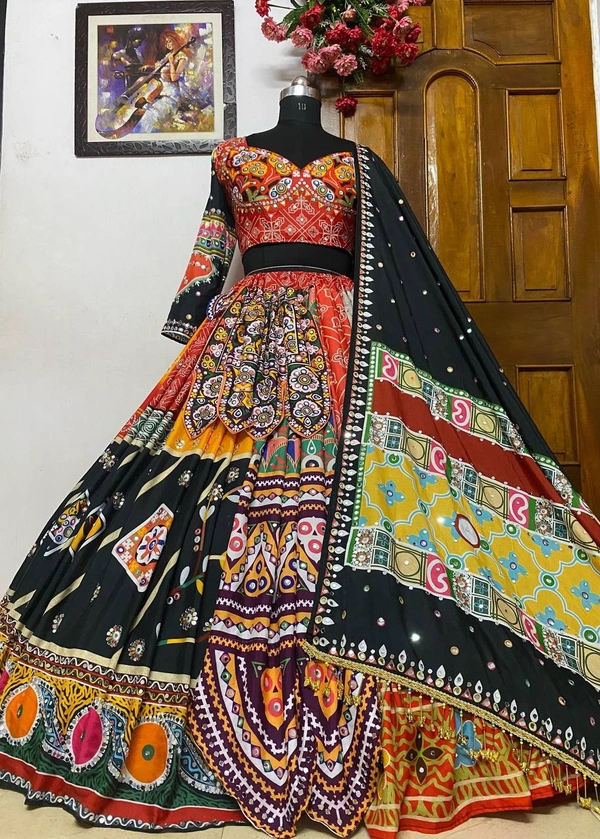 *LC 779*❤️PRESENTING NEW DESIGNER PRINTED LAHENGA CHOLI❤️(am)