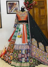 *LC 766*❤️PRESENTING NEW DESIGNER PRINTED LAHENGA CHOLI❤️(am)