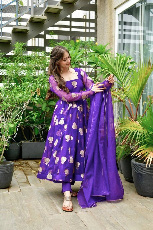 *LC 801*♥️ PRESENTING NEW DESIGNER EMBROIDERED ANARKALI GOWN ♥️(am) - Blue