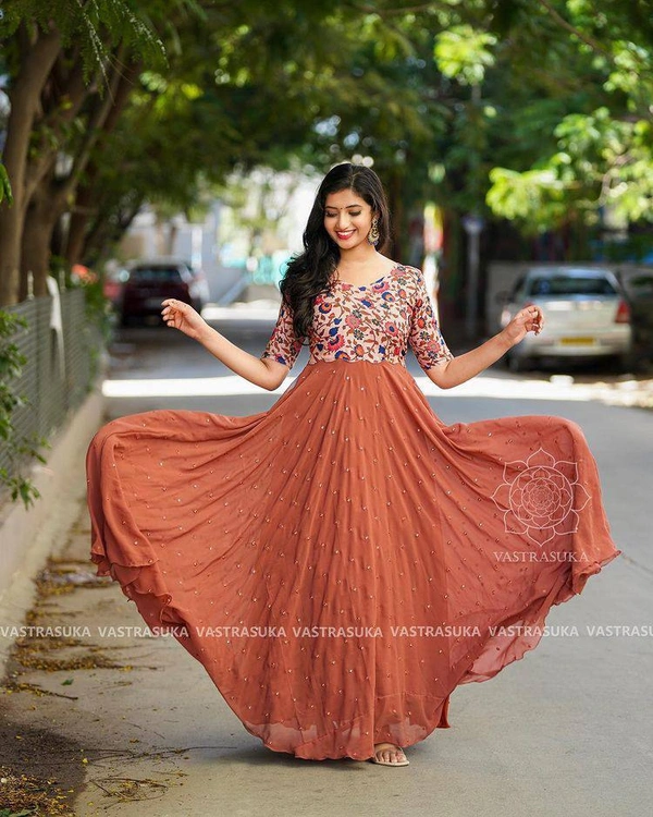 LC 803♥️ PRESENTING NEW DESIGNER  EMBROIDERED ANARKALI GOWN ♥️(am) - Red