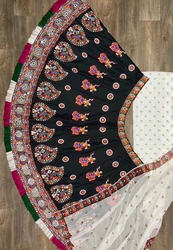 _*THIS NAVRATRI ROCK WITH THIS PRINTED AND REAL MIRROR LEHENGA CHOLI WITH DUPATTA*_(am)
