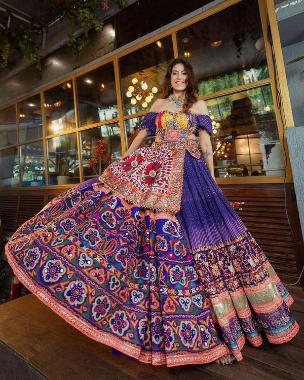 *LC 837*❤️PRESENTING NEW DESIGNER PRINTED LAHENGA CHOLI❤️(am)