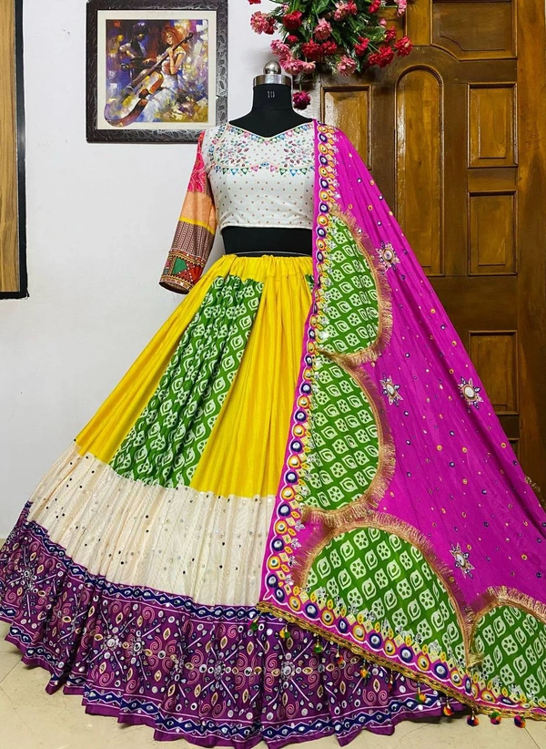 *LC 845*❤️PRESENTING NEW DESIGNER PRINTED LAHENGA CHOLI❤️(am)