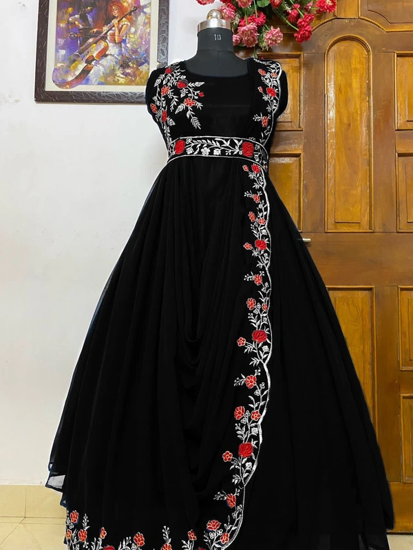 LC 945♥️ PRESENTING NEW DESIGNER EMBROIDERED ANARKALI GOWN ♥️(Am) - Black