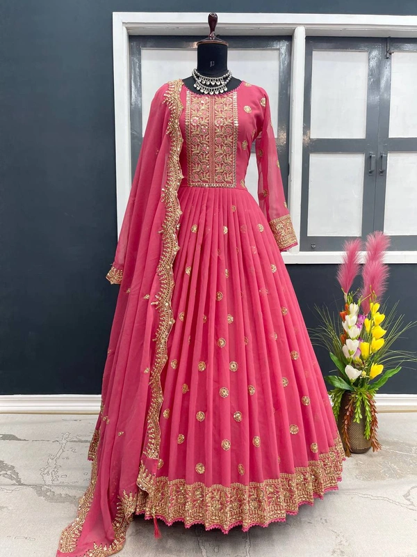 📌*REAL MODELING COLLACTION *🧚‍♀️👌⭐️💫👗*Launching New Party Wear Look Gown & Dupatta Set *👗🧚‍♀️⭐️(Am) - Red
