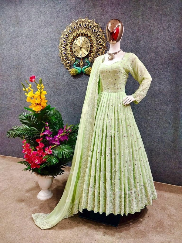 👉👗💥*Launching New Designer Party Wear Look Embroidery Siquence Work with Dupatta*💥👗(am)