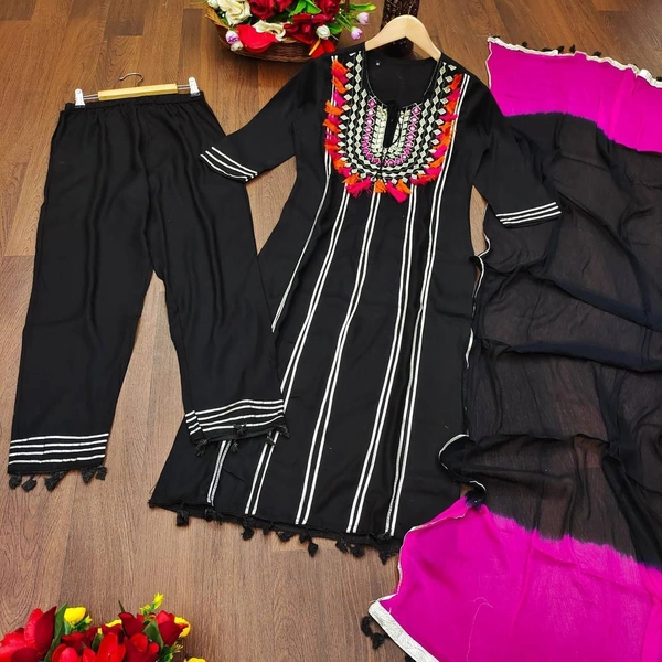 *presenting New Superhit Collction*(Am) - Black, XL(42)