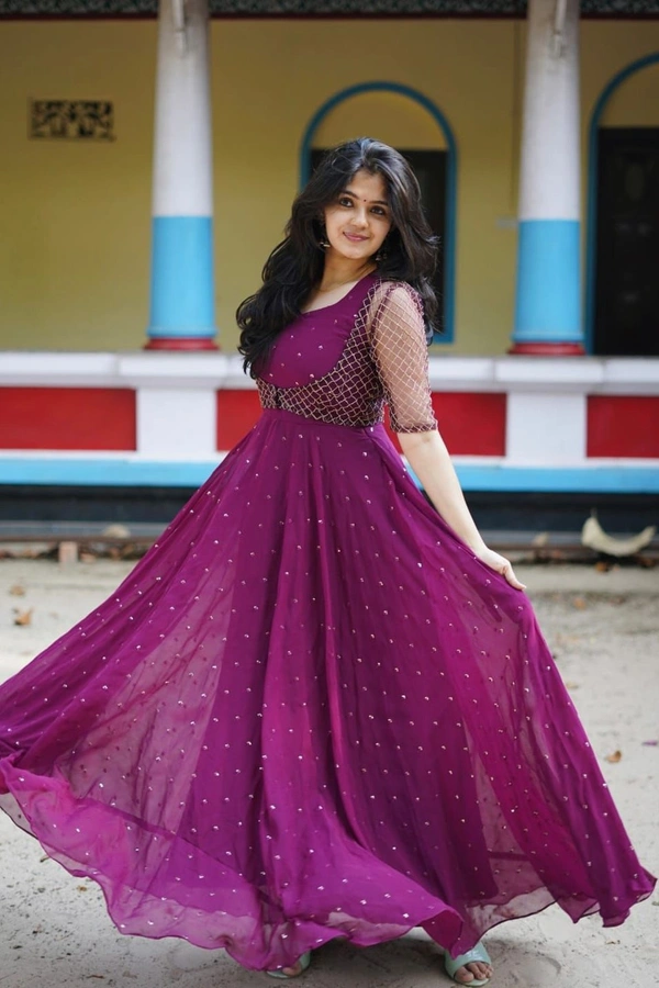 *new Georgette Gown With removable Embroidery Work Overcoat..* - Purple, M(38)