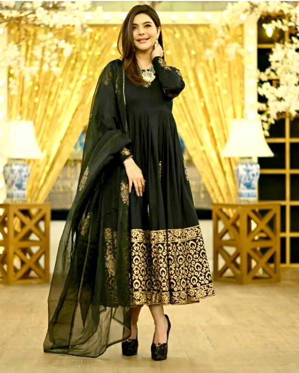 💃👚*Launching New Designer Party Wear Look Gown With Dupatt With Sudidar set New*👚💃(am) - Black, XL Up To Free Size