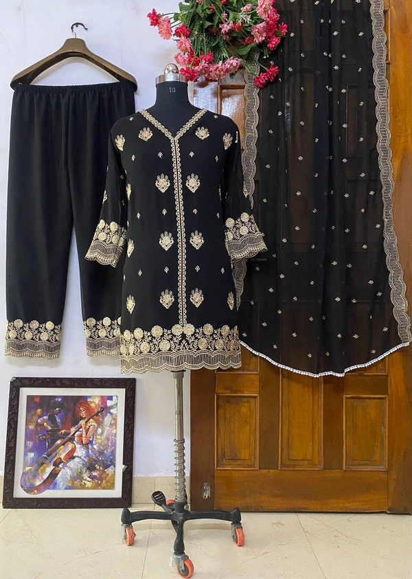 LC 1046♥️ PRESENTING NEW KURTI-PLAZZO SET♥️(am) - Black