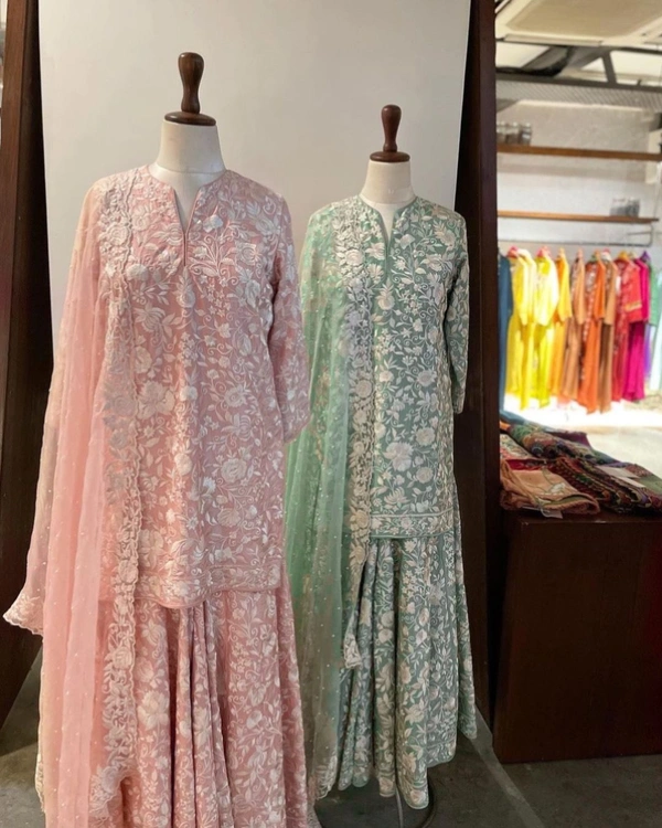 LC 1050♥️ PRESENTING NEW KURTI-PLAZZO SET♥️(am) - Pink