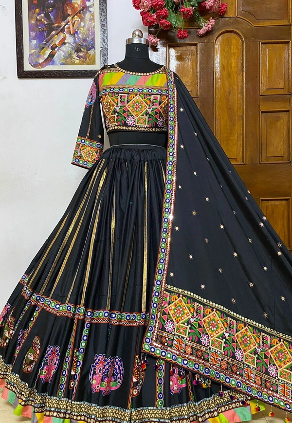 *LC 1049*❤️PRESENTING NEW DESIGNER PRINTED LAHENGA CHOLI❤️(am) - Black