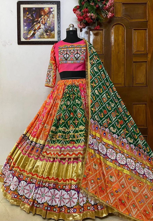 LC 1064❤️PRESENTING NEW DESIGNER PRINTED LAHENGA CHOLI❤️(am)