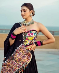 *LC 934-C*❤️PRESENTING NEW DESIGNER PRINTED LAHENGA CHOLI❤️(am)
