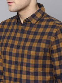 Men's Slim Fit Checked Slim Collar Casual Shirt - Mustard, M