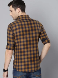 Men's Slim Fit Checked Slim Collar Casual Shirt - Mustard, M