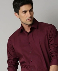 Men's Slim Fit Casual Formal  Shirt - Maroon, XL