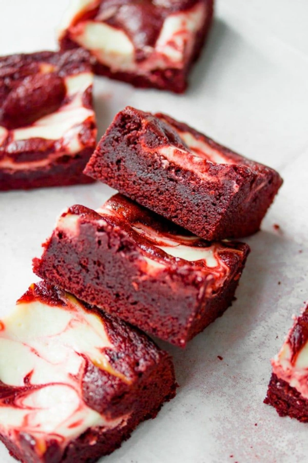 Red Velvet Cream Cheese Swirl Brownie