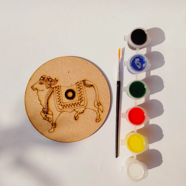 Cow - DIY Kit with tempera colours